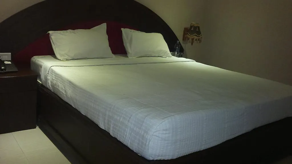Hotel Sea Palace Kollam