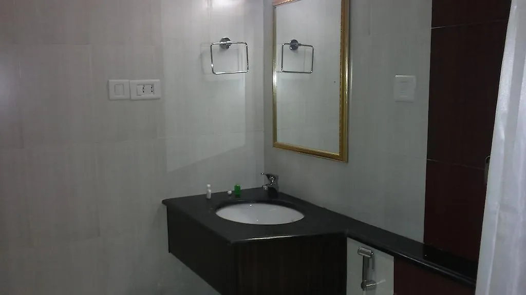 Hotel Sea Palace Kollam
