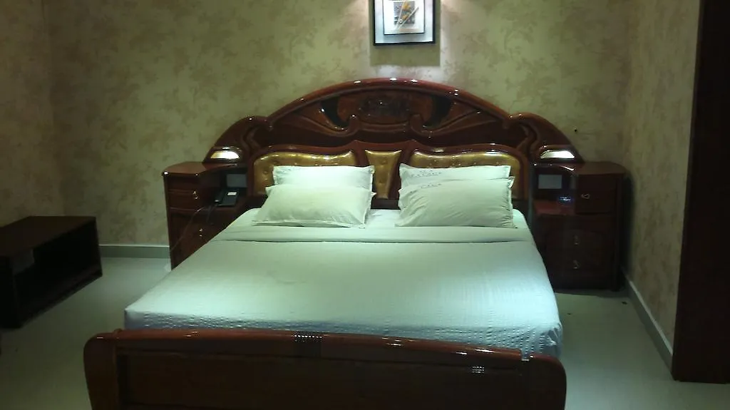 Hotel Sea Palace Kollam